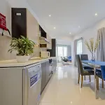 Stylish & Penthouse With Seaviews And Jacuzzis Sliema
