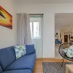 Stylish & Penthouse With Seaviews And Jacuzzis