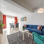 Stylish & Penthouse With Seaviews And Jacuzzis *