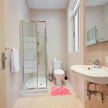 Sapphire Residences - 2 Bedroom With Views By Shortletsmalta شقة سليمة