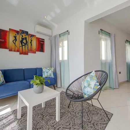 Stylish & Penthouse With Seaviews And Jacuzzis Apartment *