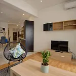 דירה Stylish & Penthouse With Seaviews And Jacuzzis