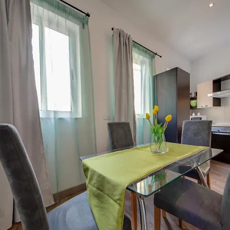 Apartmán Stylish & Penthouse With Seaviews And Jacuzzis