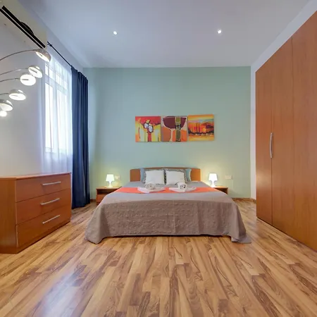 Stylish & Penthouse With Seaviews And Jacuzzis 슬리에마