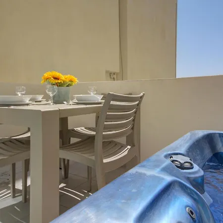 Stylish & Penthouse With Seaviews And Jacuzzis Appartamento *