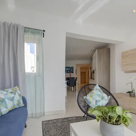 아파트 Stylish & Penthouse With Seaviews And Jacuzzis *