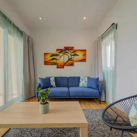 Stylish & Penthouse With Seaviews And Jacuzzis Apartmán Sliema