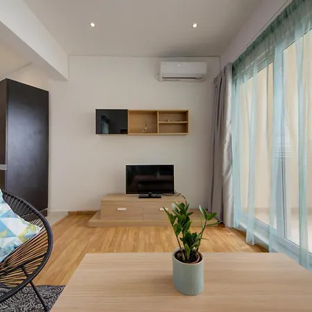 아파트 Stylish & Penthouse With Seaviews And Jacuzzis 슬리에마