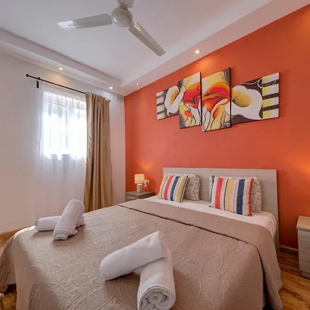 Sapphire Residences - 2 Bedroom With Views By Shortletsmalta Apartment