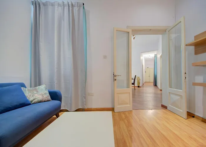 شقة Stylish & Penthouse With Seaviews And Jacuzzis