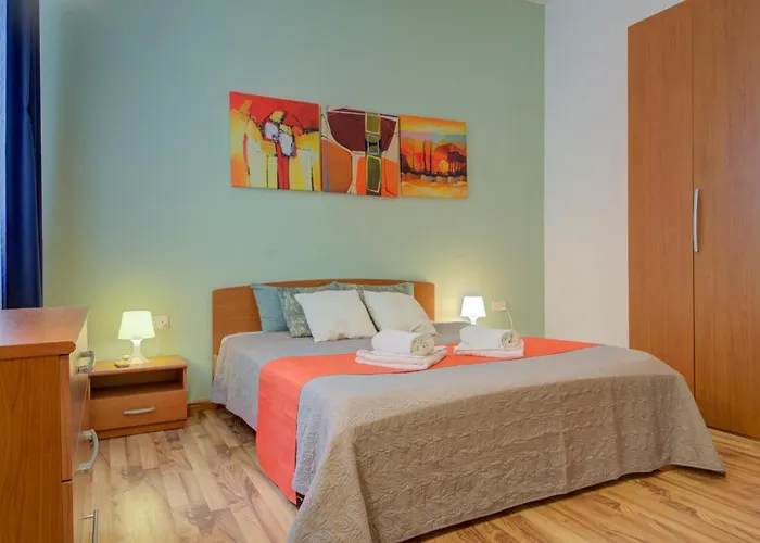 Stylish & Penthouse With Seaviews And Jacuzzis *