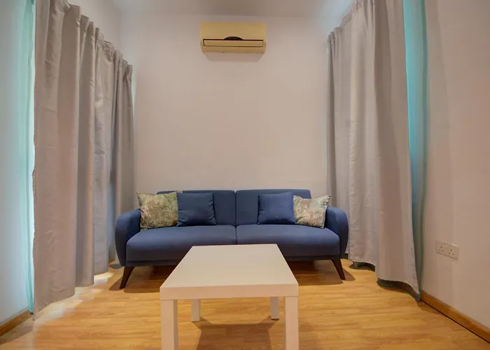 Stylish & Penthouse With Seaviews And Jacuzzis شقة *