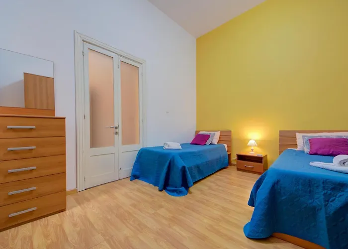 Stylish & Penthouse With Seaviews And Jacuzzis شقة