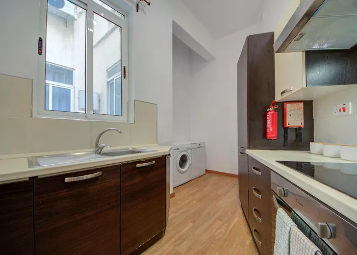 Apartment Stylish & Penthouse With Seaviews And Jacuzzis *