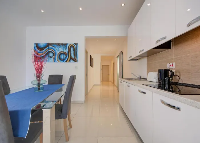 Stylish & Penthouse With Seaviews And Jacuzzis Apartment *