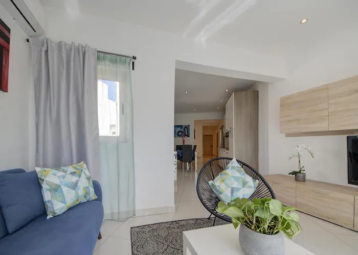 Apartment Stylish & Penthouse With Seaviews And Jacuzzis *