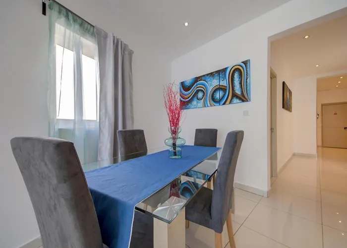 Stylish & Penthouse With Seaviews And Jacuzzis Apartment *