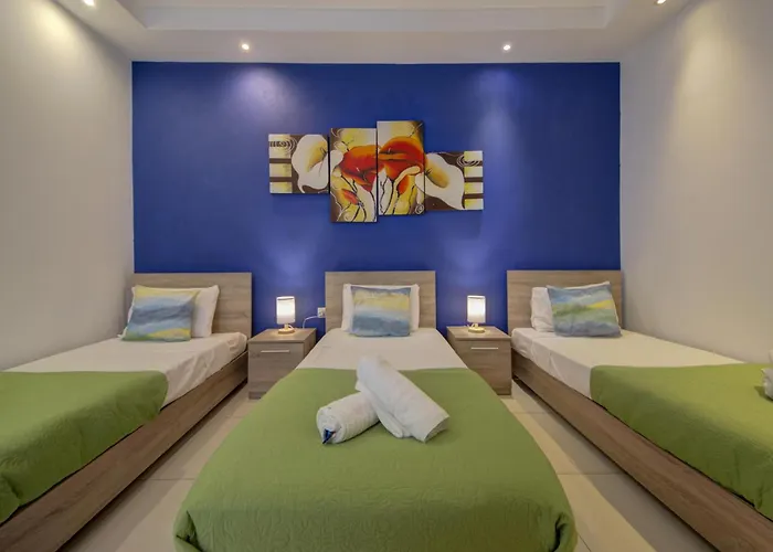 Stylish & Penthouse With Seaviews And Jacuzzis Sliema