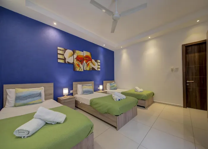 Stylish & Penthouse With Seaviews And Jacuzzis Apartment *