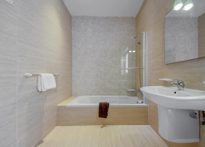 Stylish & Penthouse With Seaviews And Jacuzzis * Sliema