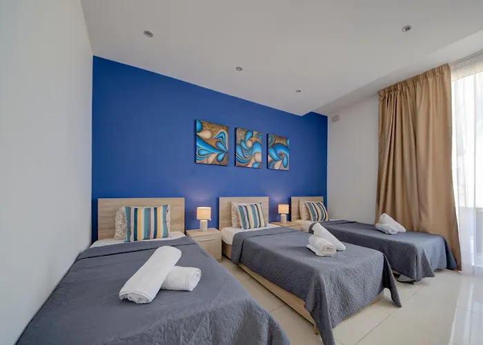 Apartment Stylish & Penthouse With Seaviews And Jacuzzis