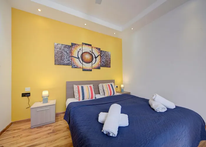 Stylish & Penthouse With Seaviews And Jacuzzis شقة